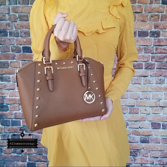 Michael Kors Ciara Medium studded satchel luggage - Picture 5 of 8